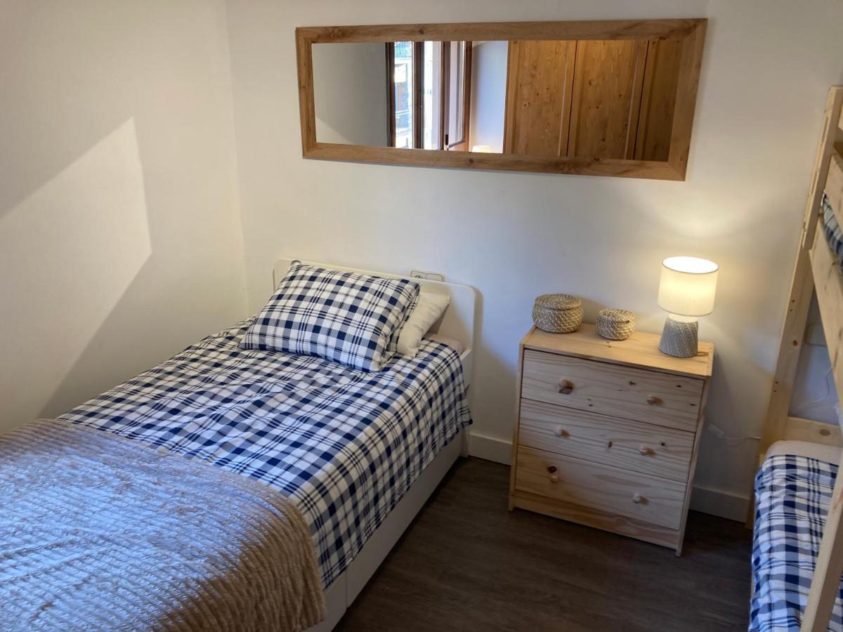 Vistas Unicas A Pirineos, 7-8 Personas!! Tensi Apartment Llivia